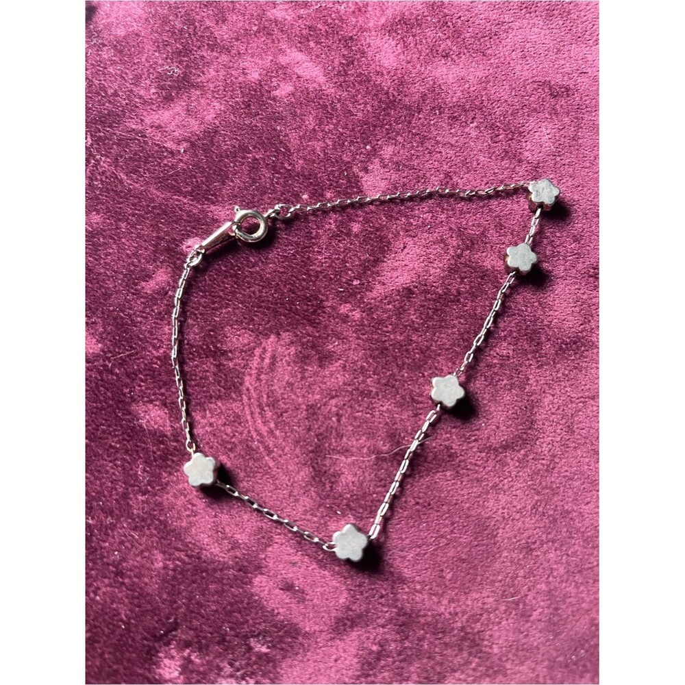 Claire's Dainty Silver tone Flower Station Bracelet Chain Link y2k